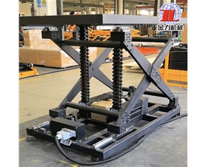 Steel chain elevator